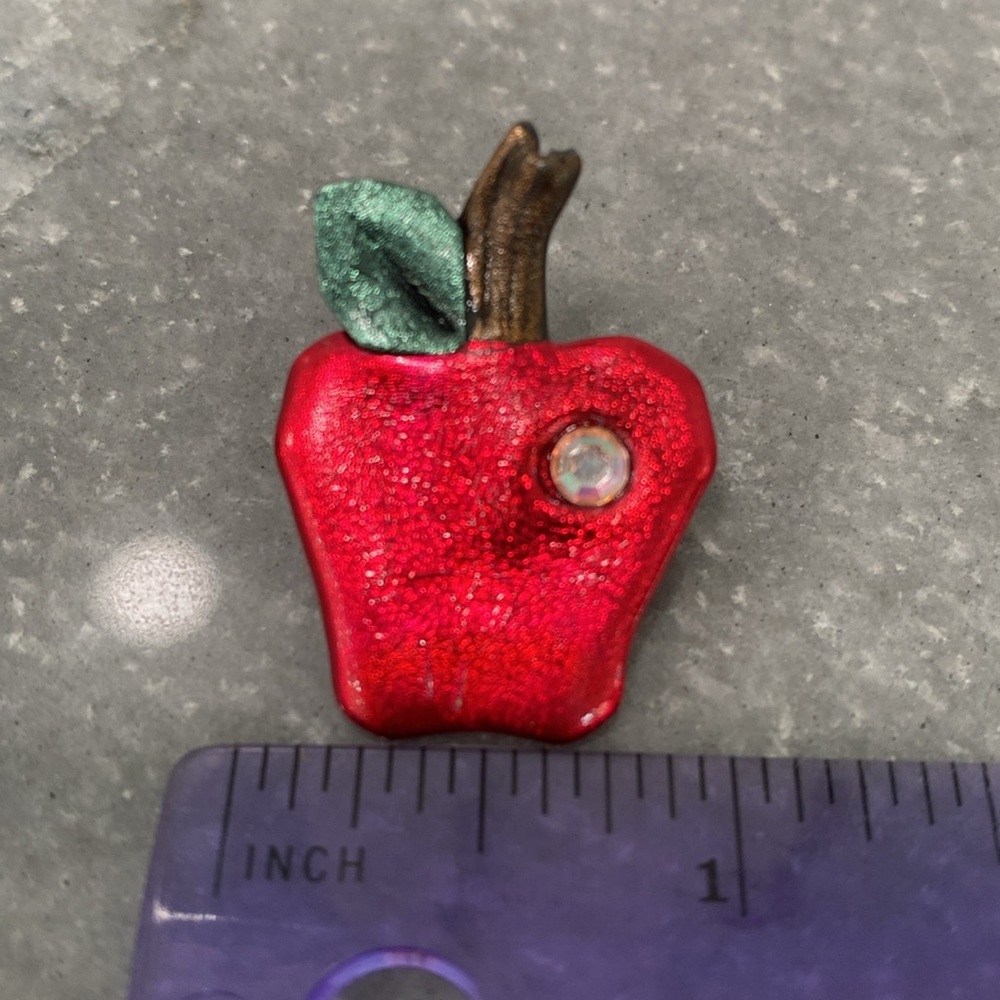 Red Apple Brooch with Rhinestone - Picture 4 of 5